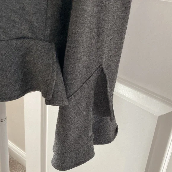 LC Lauren Conrad large top gray black lace floral long sleeves - Picture 5 of 12